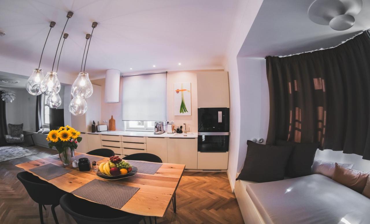 Vila Prazska Vrchlabí Buitenkant foto